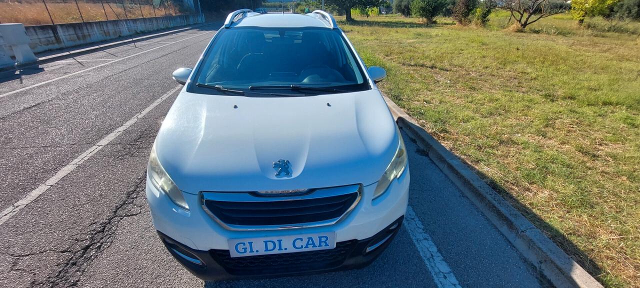 PEUGEOT 2008 1,2 BENZINA GIUDABILE DA NEOPATENTATI TELEFONO NAVIGATORE IMPECCABILE