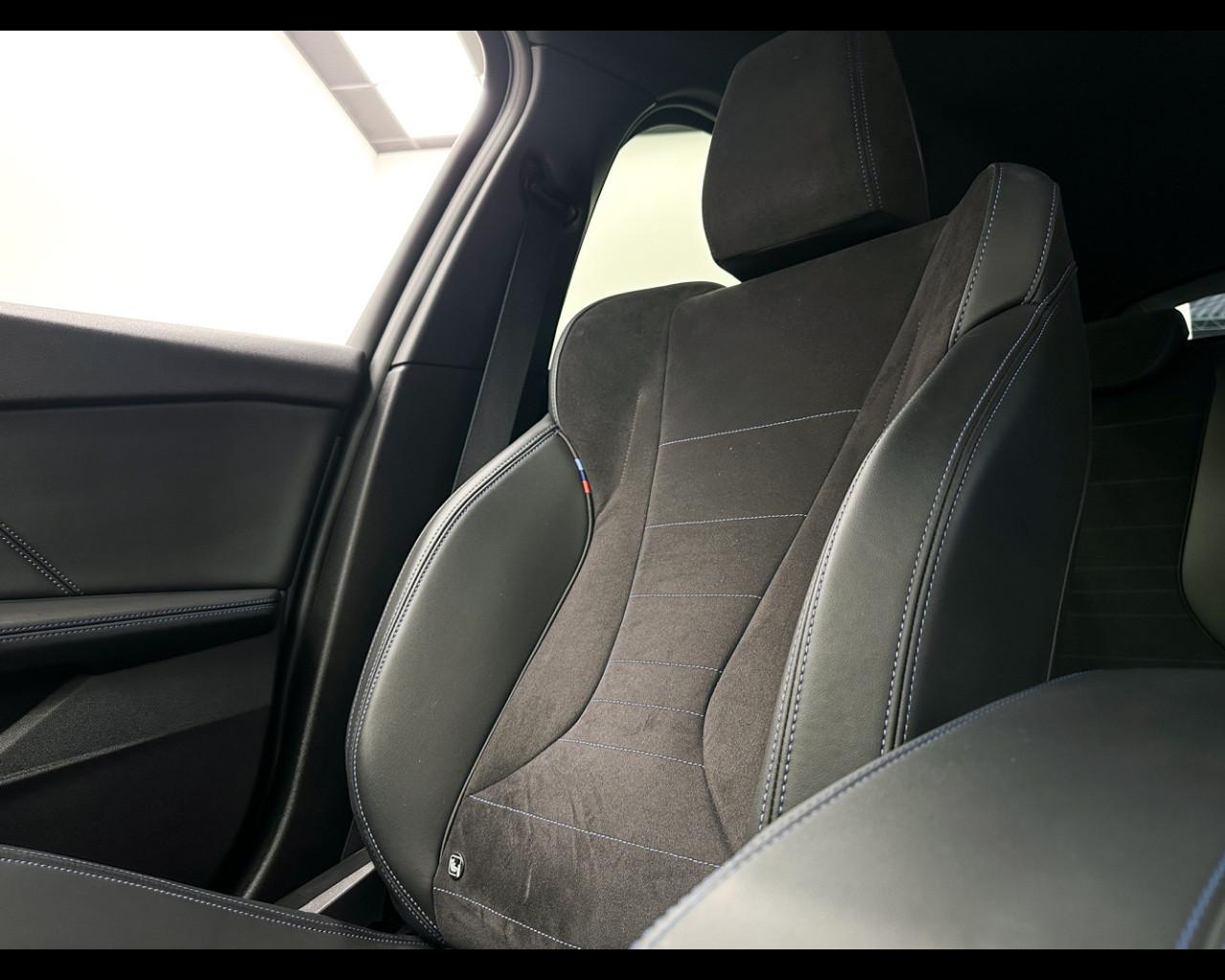 BMW Serie 1 (F70) - 120 48V MSport