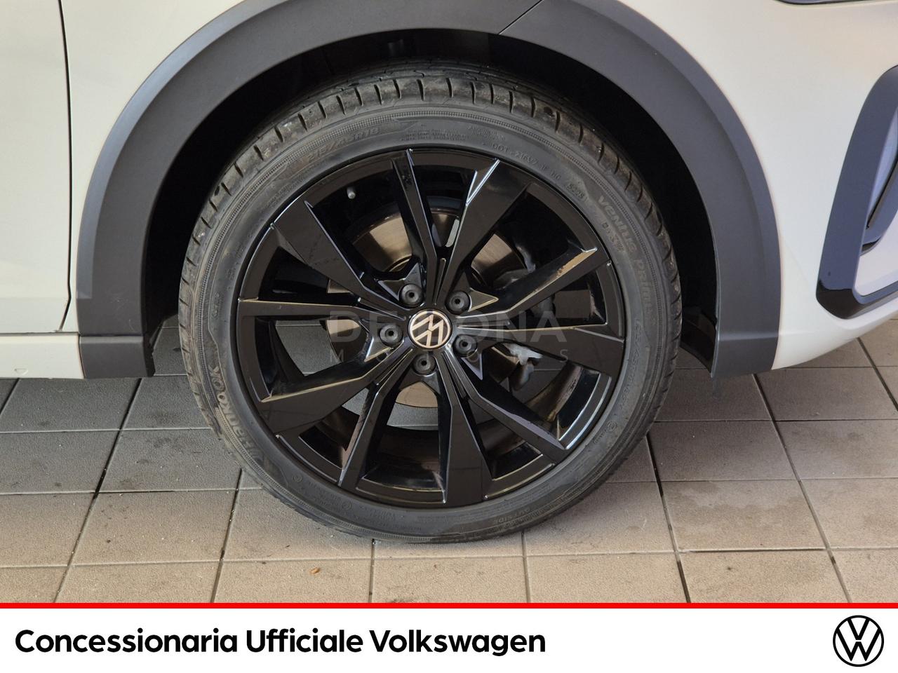 Volkswagen Taigo 1.0 tsi r-line 110cv