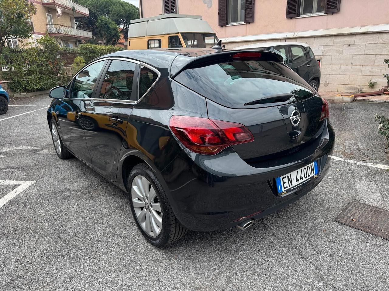 Opel Astra 1.4 140CV GPL unico proprietario