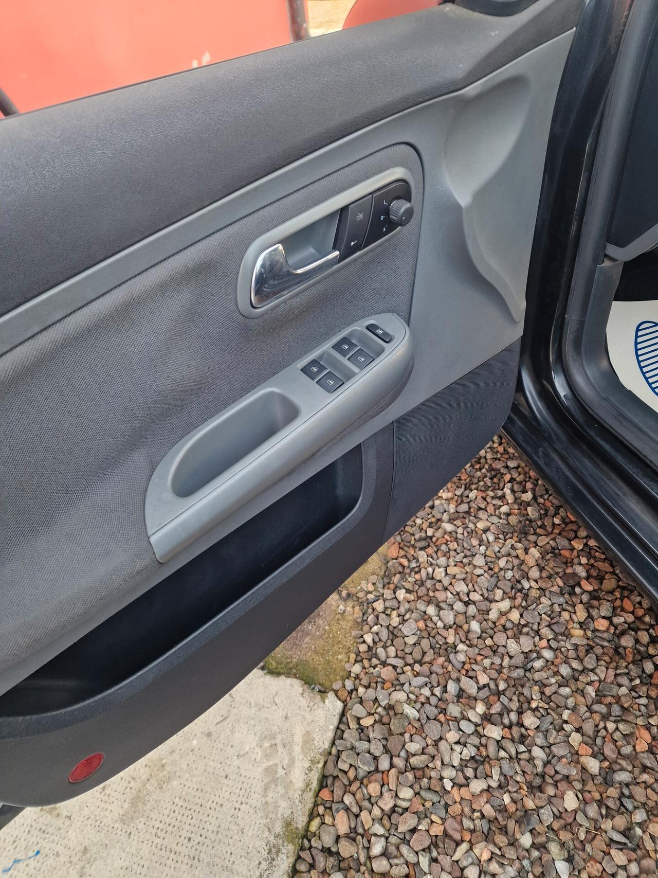 Seat Ibiza 1.2 12V 70CV 5p. Reference unicopr.