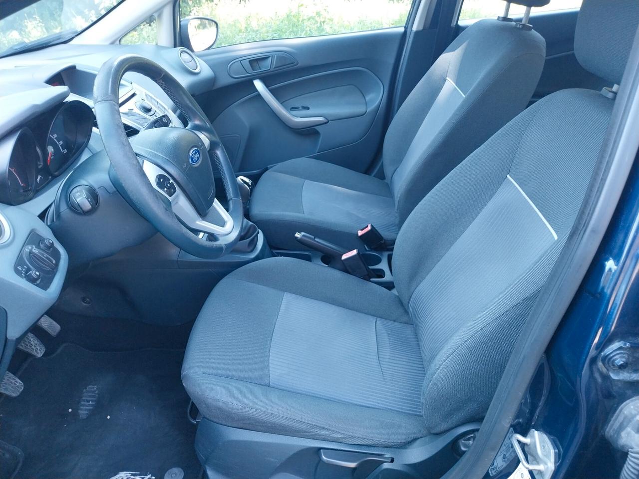 FORD FIESTA 1.4 DIESEL 68 CV UNICOPROPRIETARIO 2011