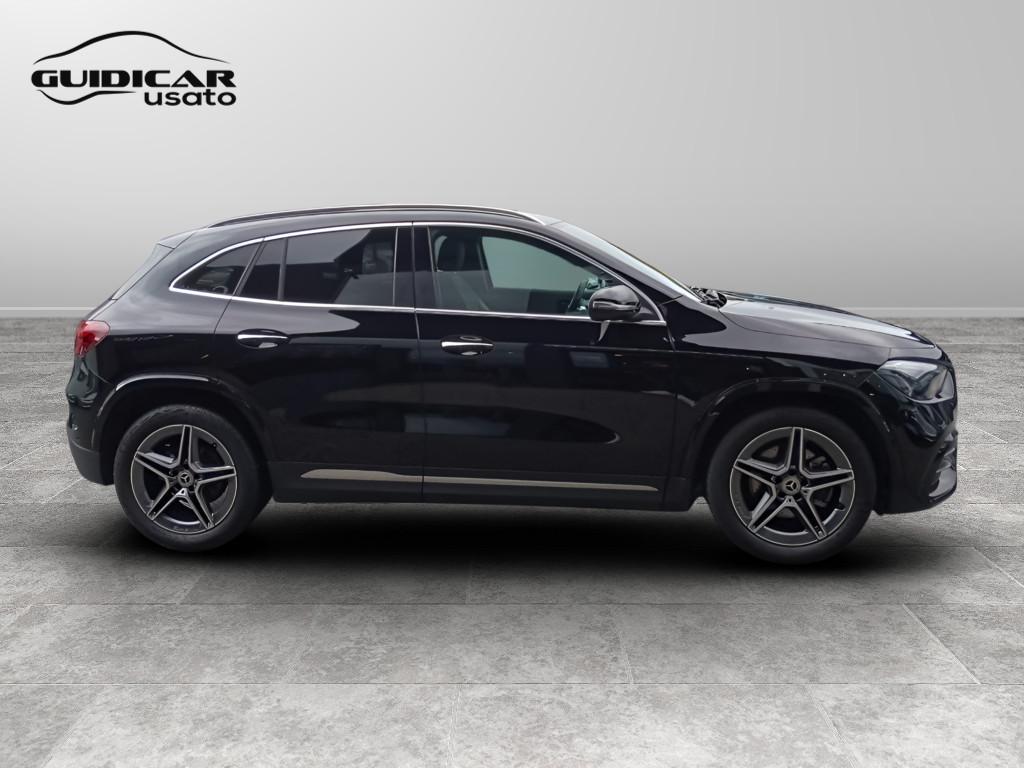 Mercedes-Benz GLA-H247 2023 - GLA 180 d AMG Line Advanced Plus auto
