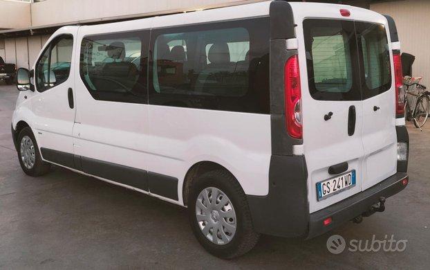 Opel vivaro posti 9 lungo