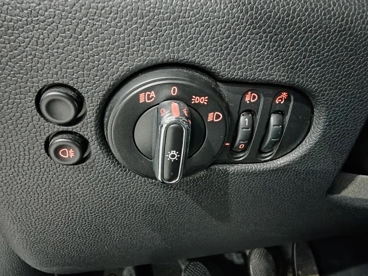 Mini 1.5 One 75 CV Baker Street