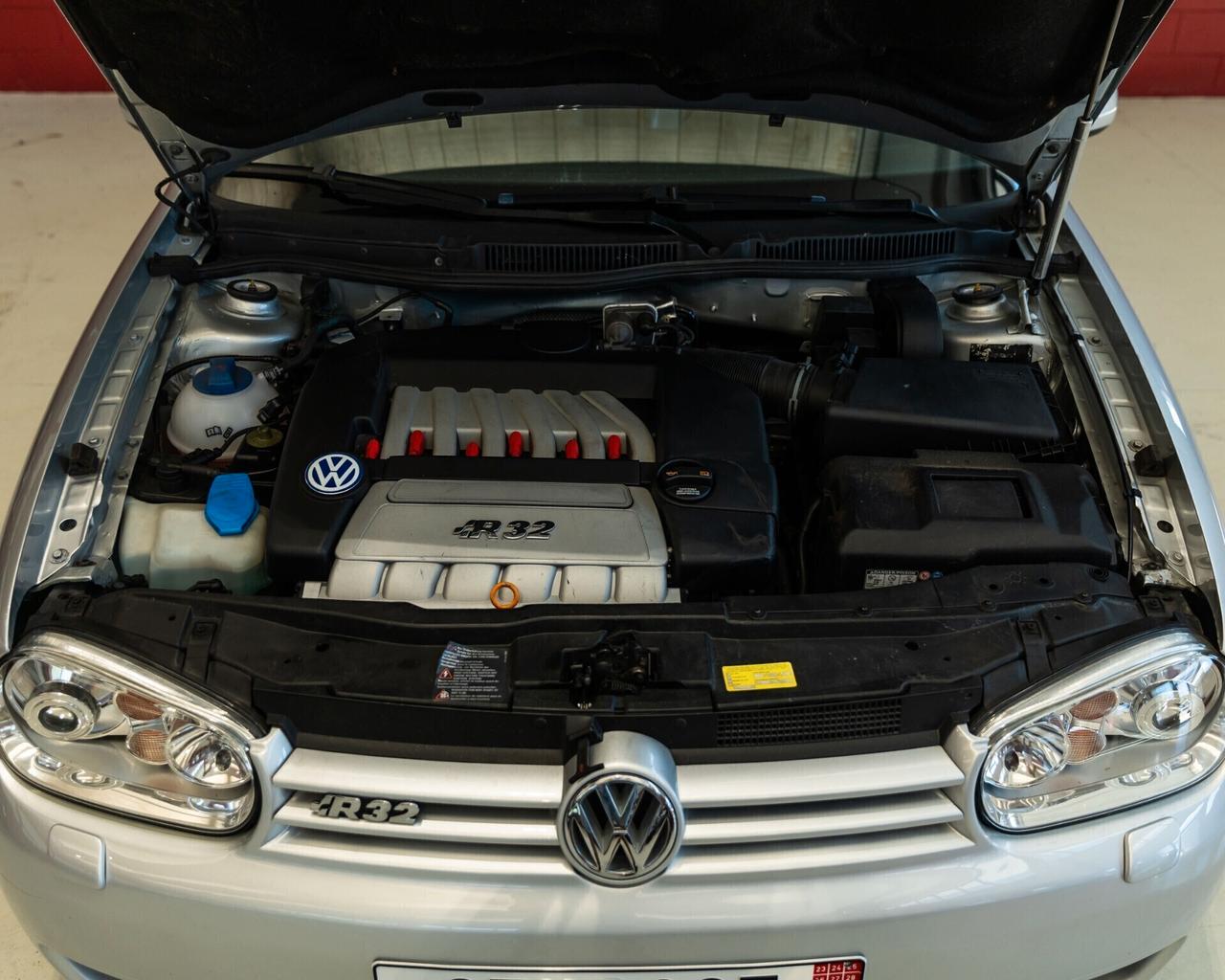 Volkswagen Golf 4 R32 - 85000 km - PROMO FINO AL 31/12