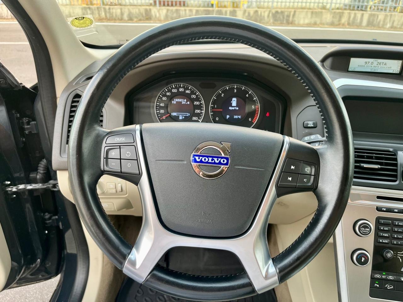 Volvo XC60 2.4d 2010 165.000km 4x4 perfetta