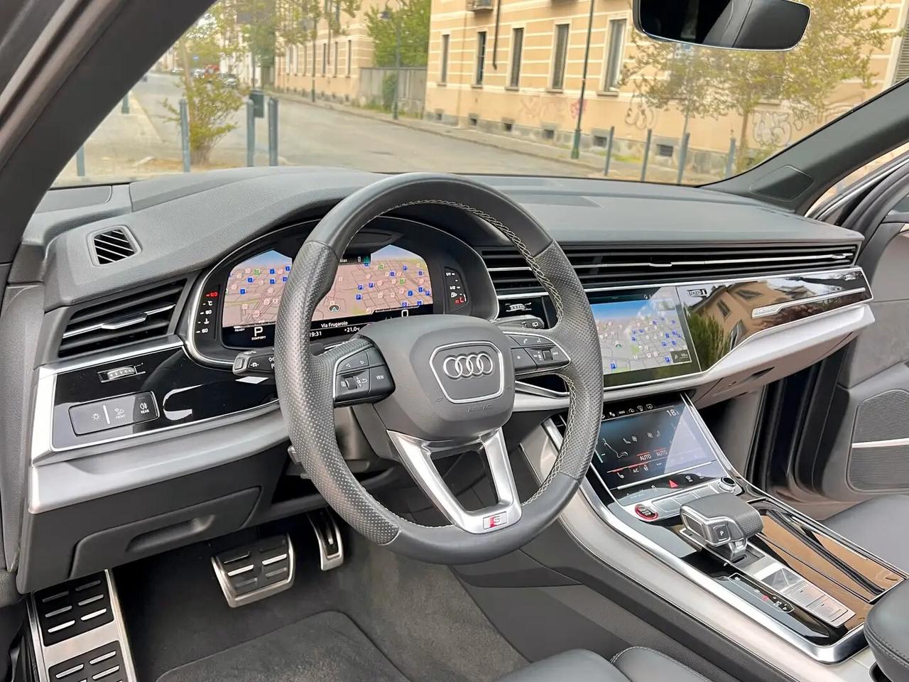 Audi SQ7 4.0 V8 Bi-Turbo TFSi 507cv aut. Tiptronic8 Quattro 7Posti Sport Attitude