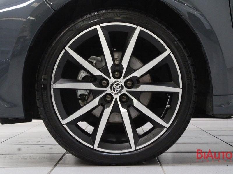 Toyota Yaris Yaris 1.5h 130 GR Sport