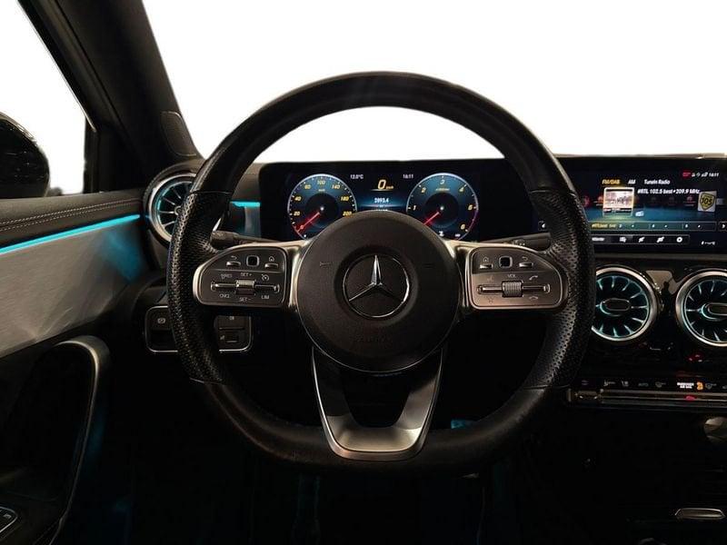 Mercedes-Benz Classe A A 180 d Premium Night edition auto