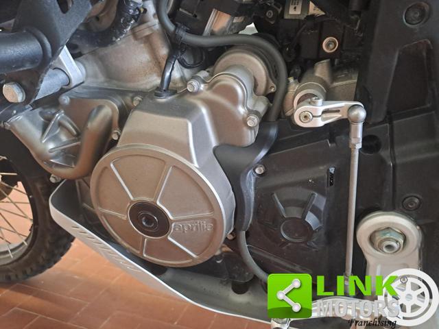 APRILIA Tuareg 660 .