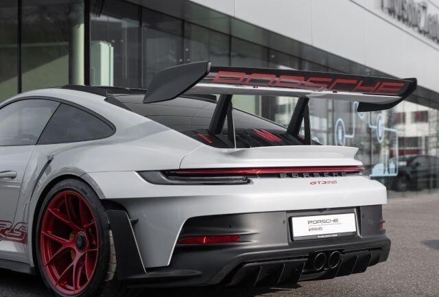Porsche 911 GT3 RS Weissach