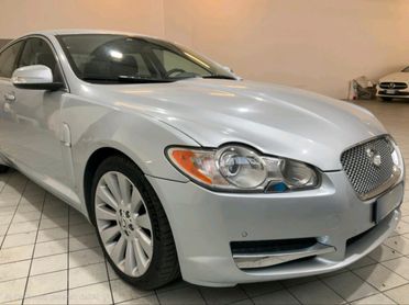 Jaguar XF 2.7D V6 Premium Luxury