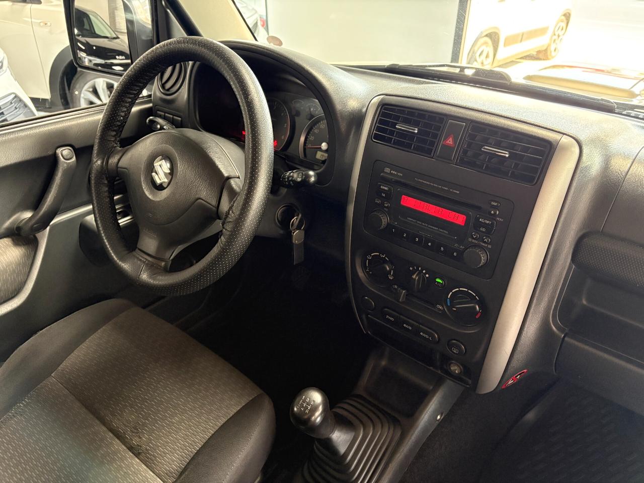 Suzuki Jimny 1.5 DDiS cat 4WD JLX