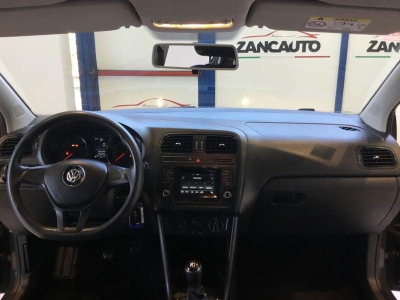 Volkswagen Polo 1.0 MPI TREND LINE 5P