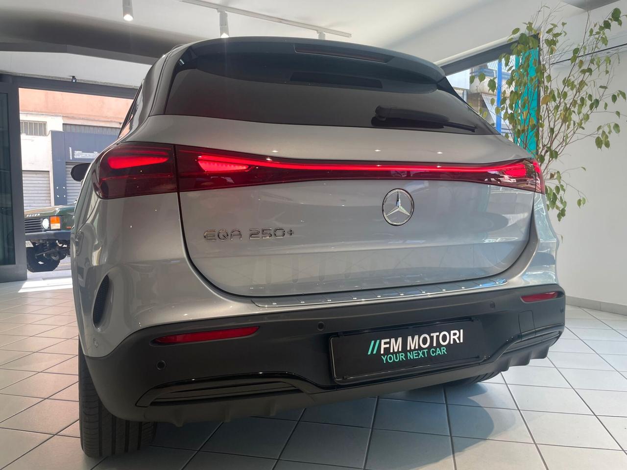Mercedes-benz EQA 250+ AMG Line Advanced