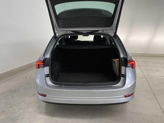 SKODA Octavia 2.0 TDI EVO SCR DSG Wagon Executive