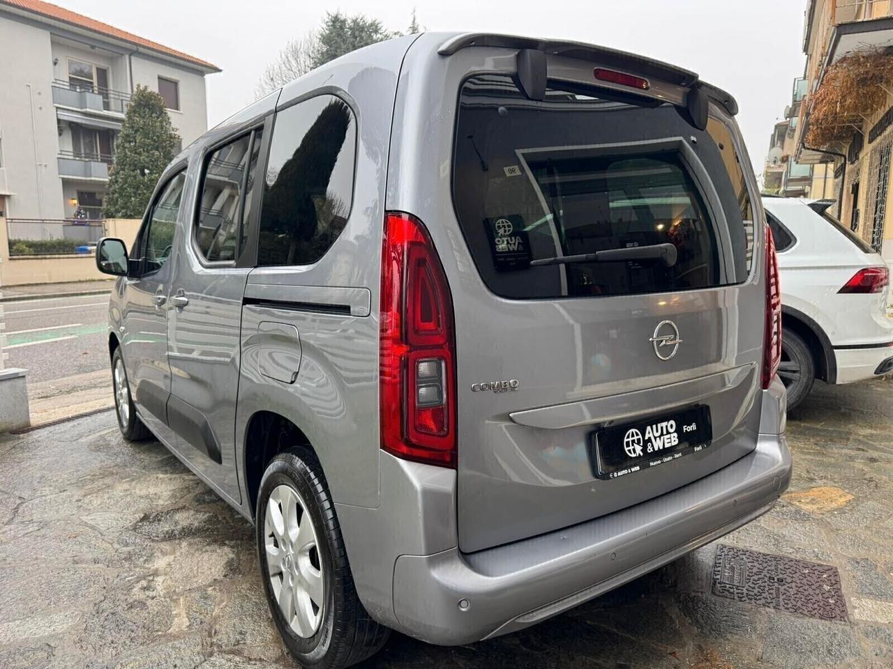 OPEL COMBO LIFE 1.5D 100cv ADV N1 NEOPAT IVA COMPRESA