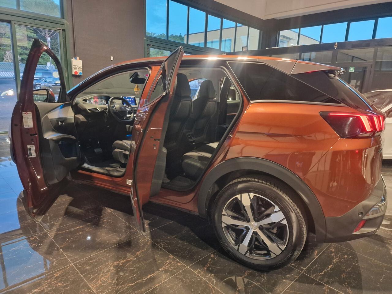 Peugeot 3008 BlueHDi 120 S&S Allure