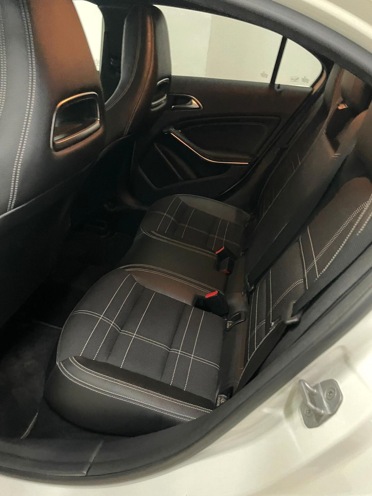 MERCEDES Classe A180 d Sport NEOPATENTATI Garanzia 12 MESI