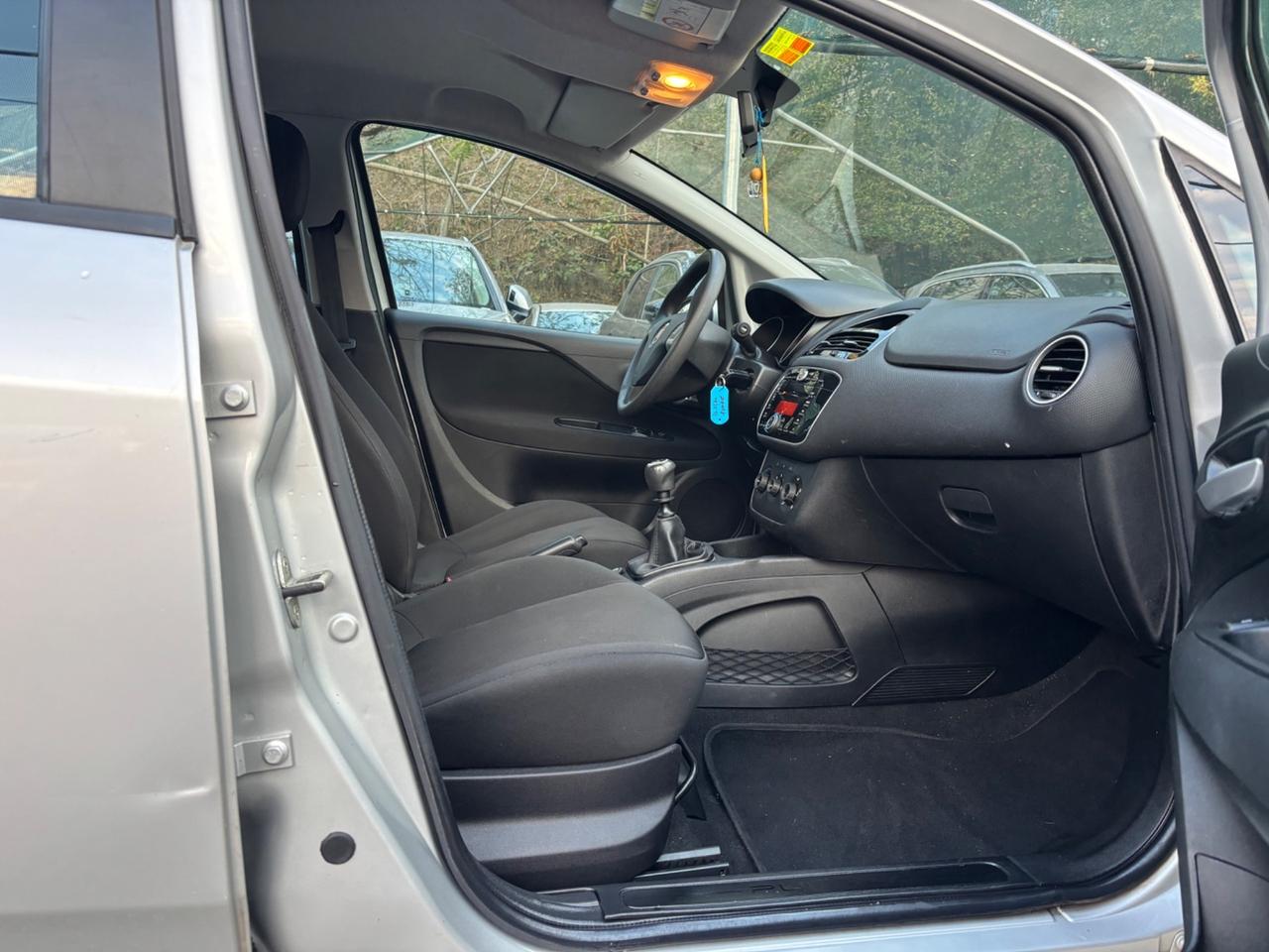 Fiat Punto 1.2 8V 5 porte Street OK NEOPATENTATI