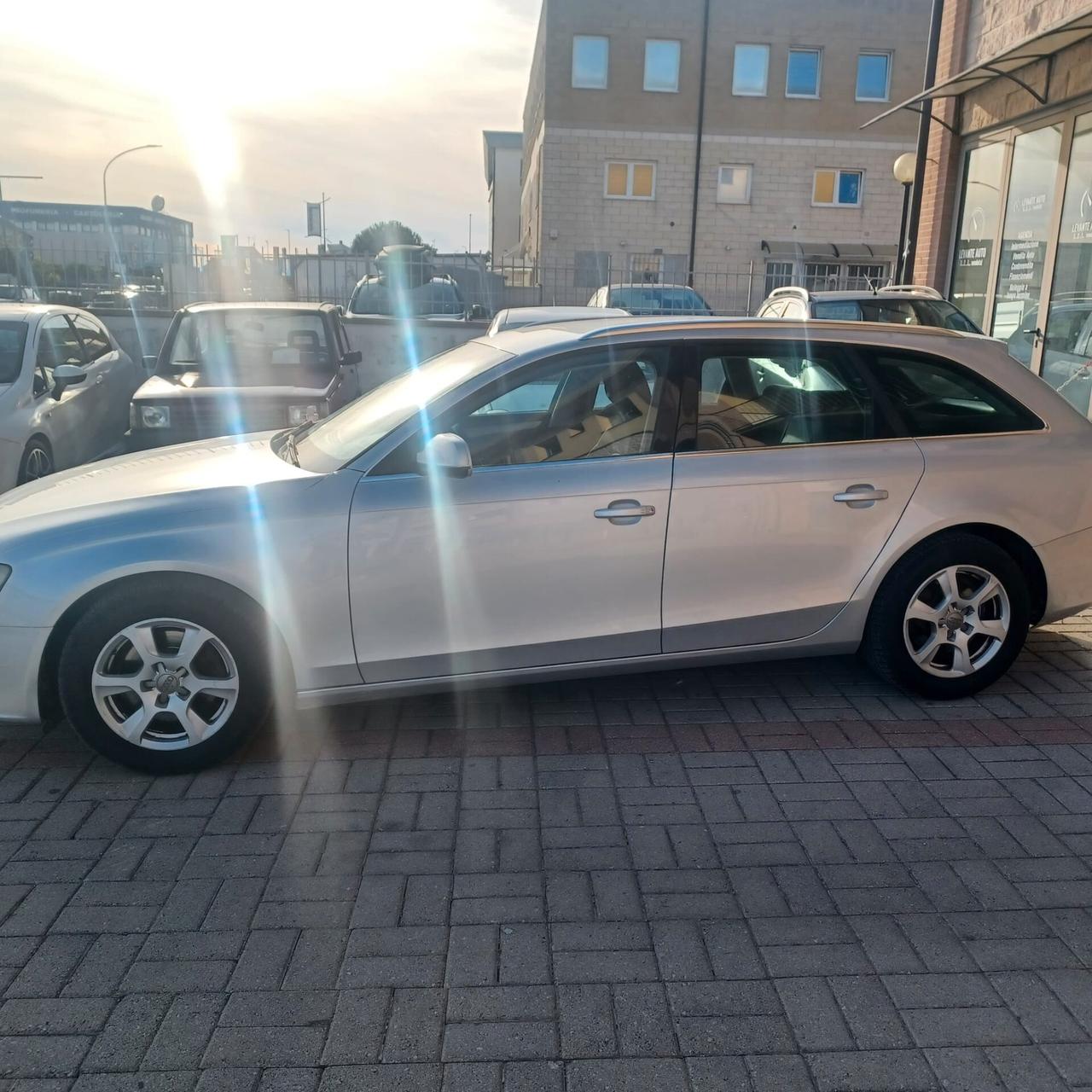 UNICO PRORIETARIO AUDI A4 2.O TDI GARANZIA 1 2MESI