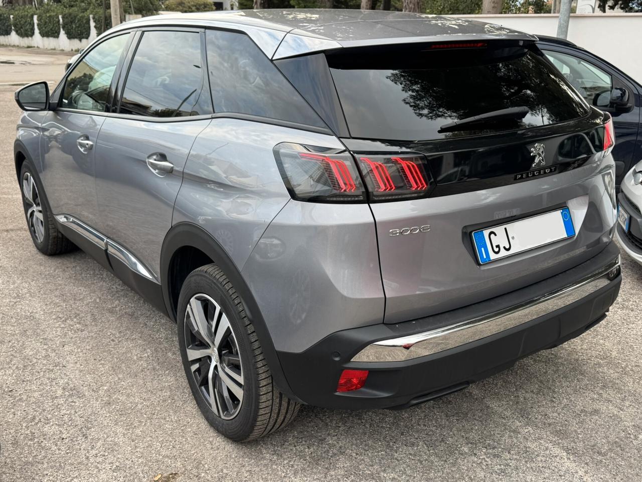 Peugeot 3008 BlueHDi 130 S&S EAT8 Allure