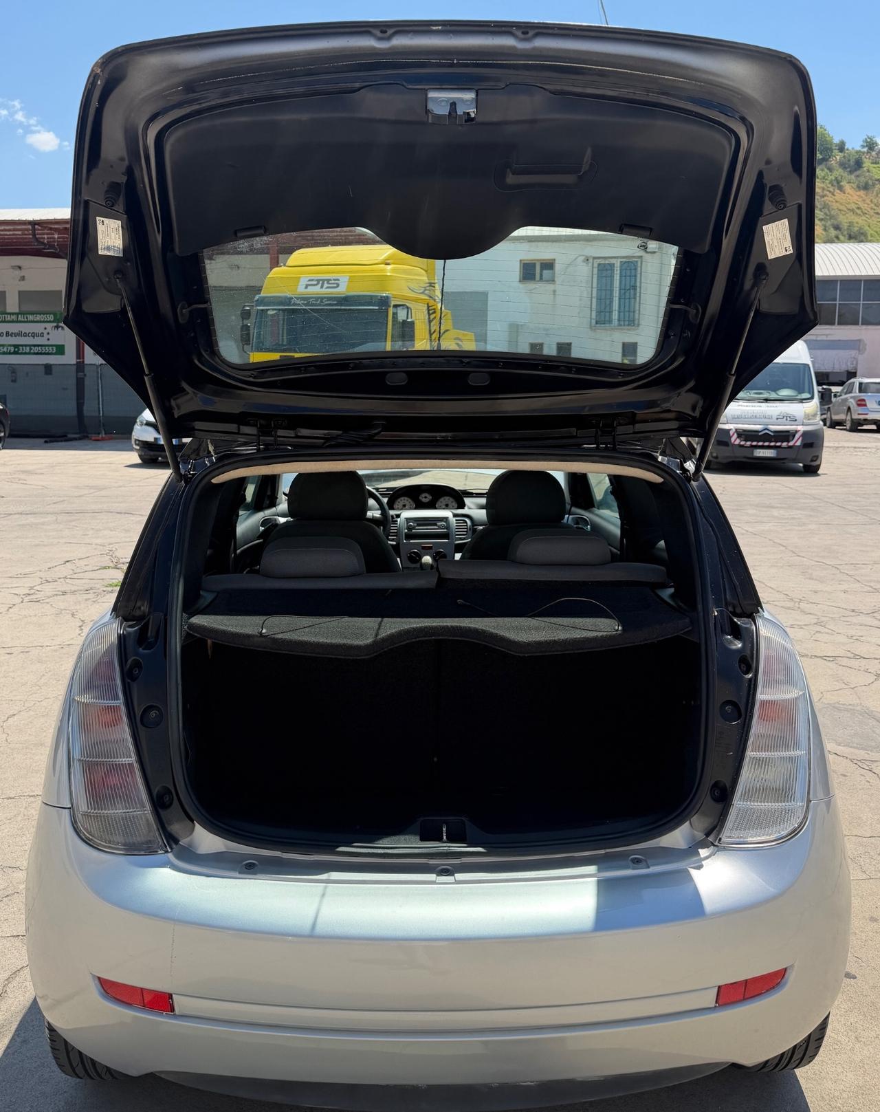 Lancia Ypsilon 1.3 MJT 75 CV BiColor Platino