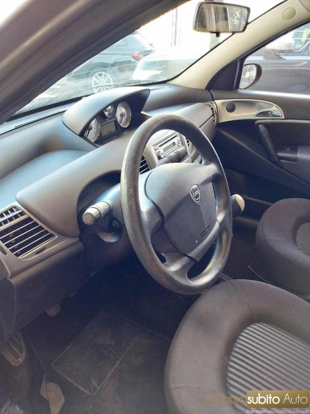 LANCIA Ypsilon 1.3 MJT 75 CV Oro