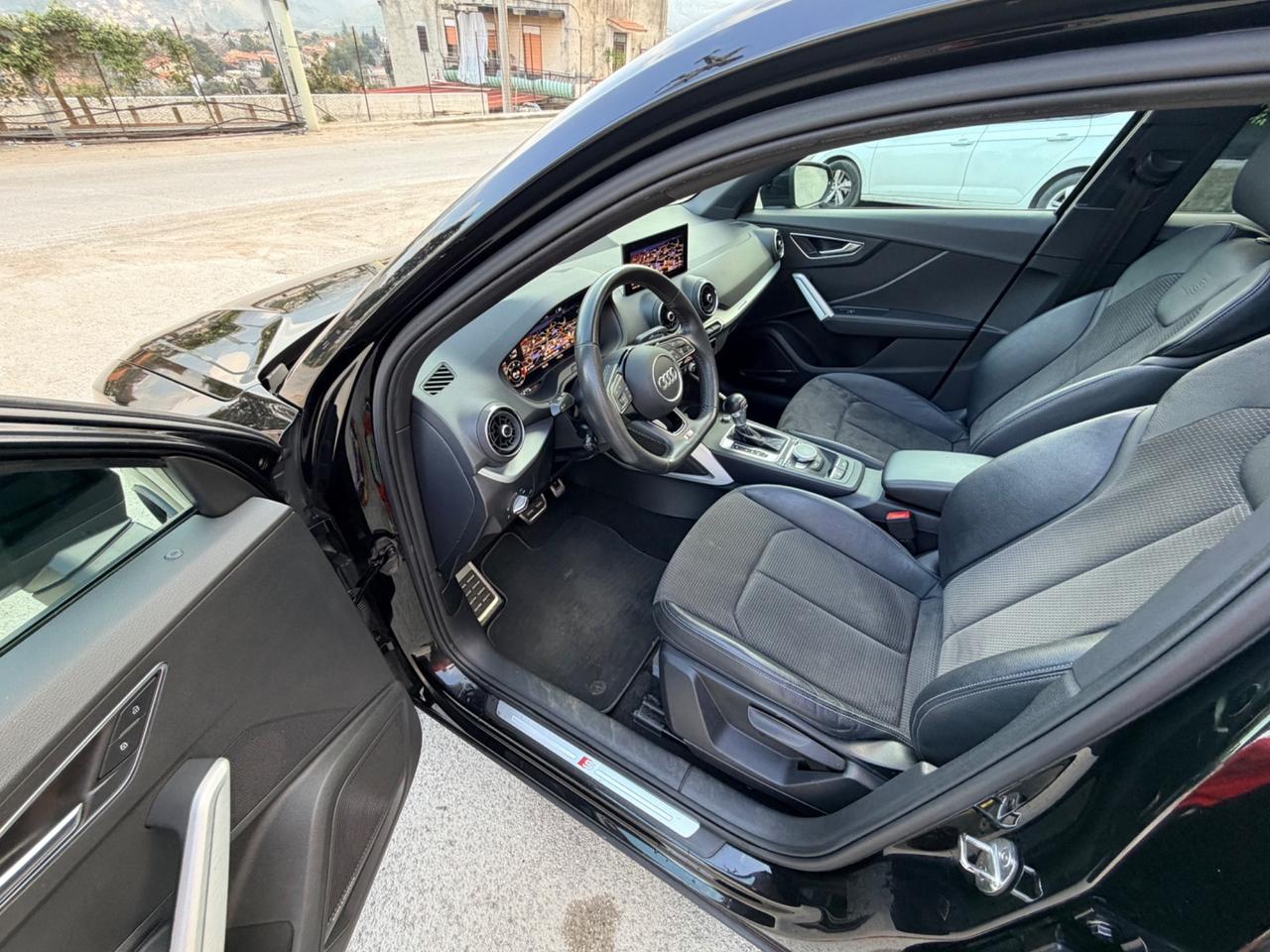 Audi Q2 40 TDI quattro S tronic S line Edition