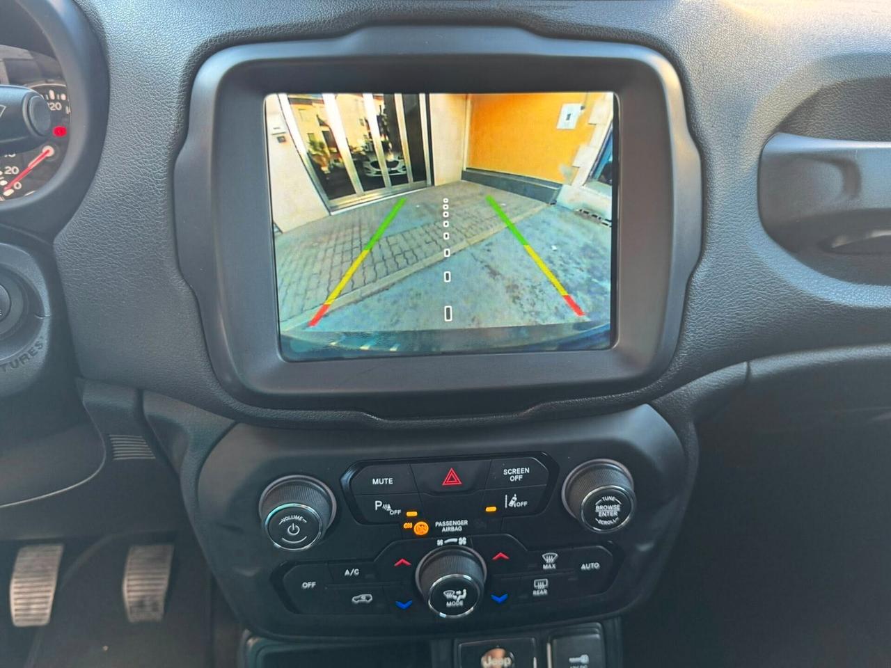 JEEP RENEGADE 1.6 MJ 120 CV LIMITED NAVI+CERCHI+RETROCAMERA