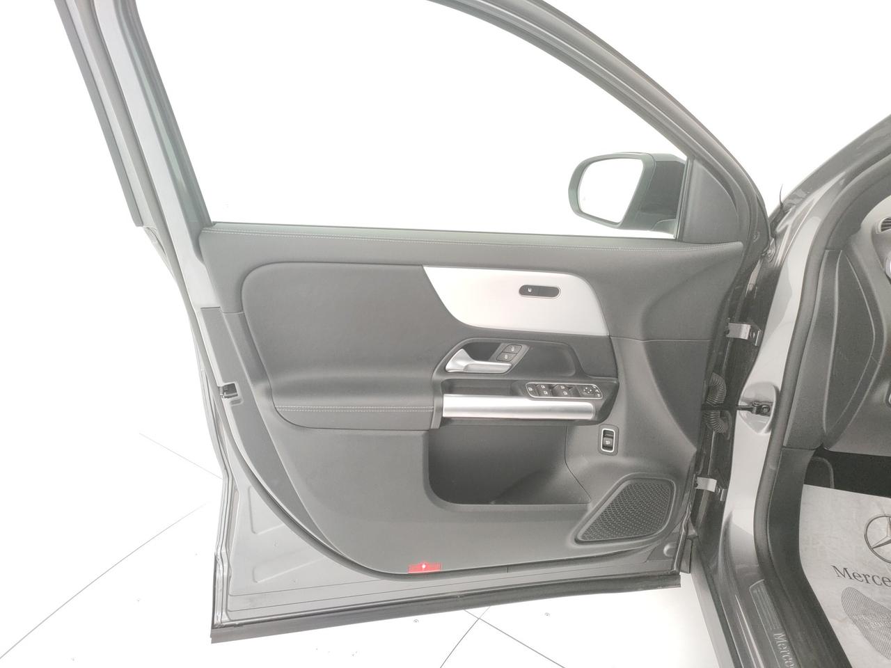 Mercedes-Benz GLA 180 d Progressive Advanced Plus auto