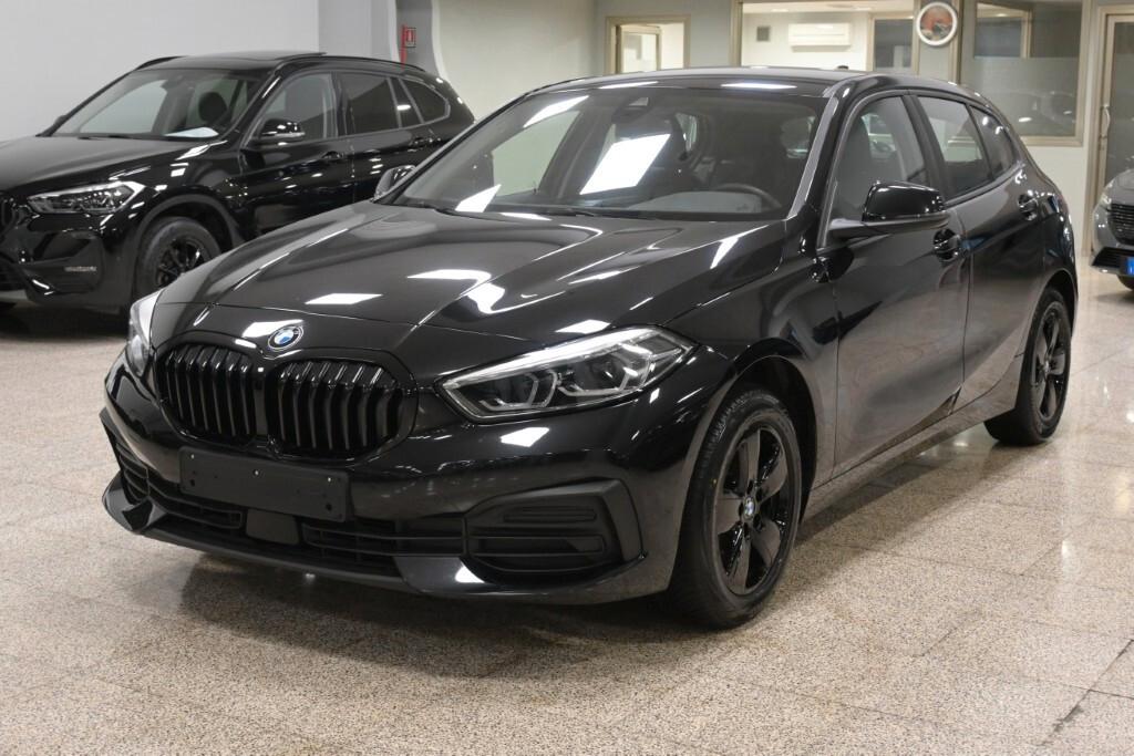 BMW 116D 6M. BUSINESS ADVANTAGE ( FARI LED - BMW DIGITAL COCKPIT - CLIMA BIZONA - PDC - NAVI - MIRROR - CRUISE )