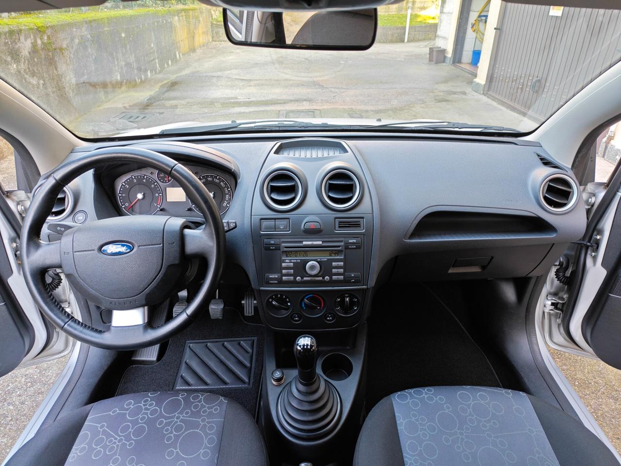 Ford Fiesta 1.2 BENZINA 75cv / 76.000km / Unipro