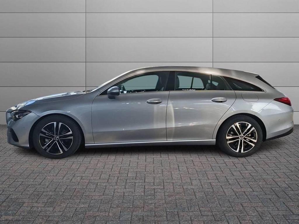 Mercedes CLA Shooting Brake 180 D Advanced 8G-DCT
