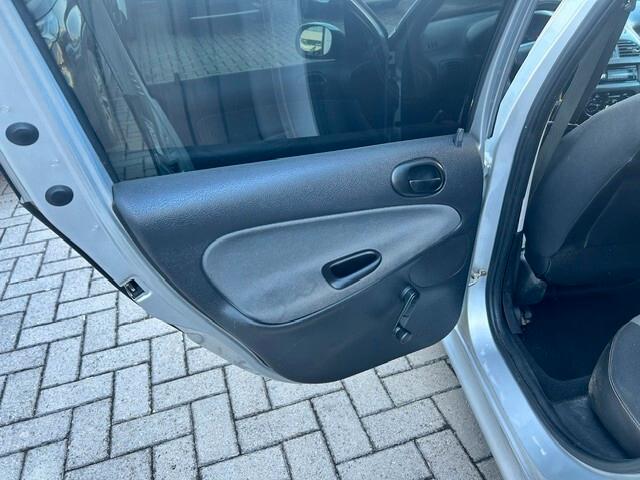Peugeot 206 1.4 SW Sweet Years
