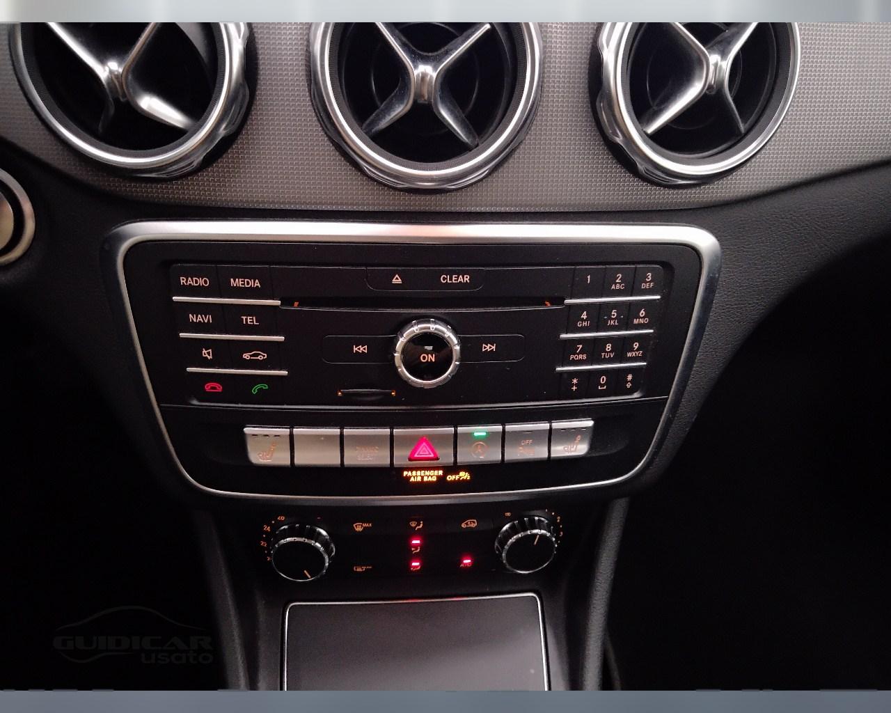 Mercedes-Benz GLA-X156 2017 - GLA 200 d Sport auto