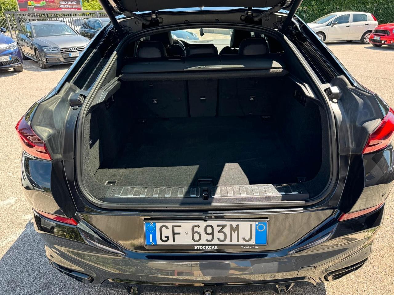 Bmw X6 M50i