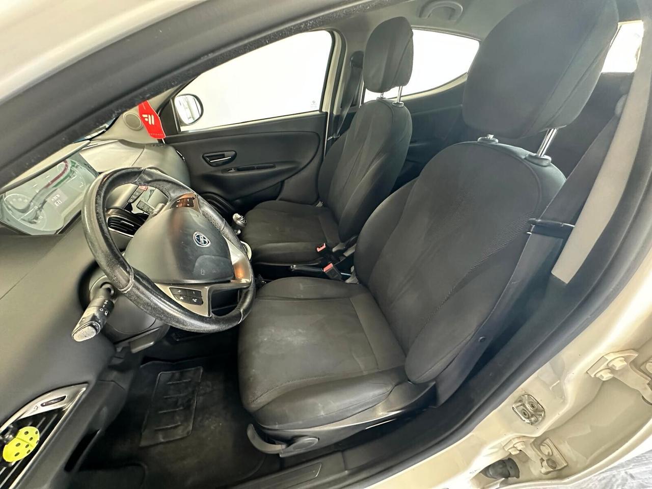 Lancia Ypsilon 1.2 69 CV 5 porte GPL Ecochic Gold