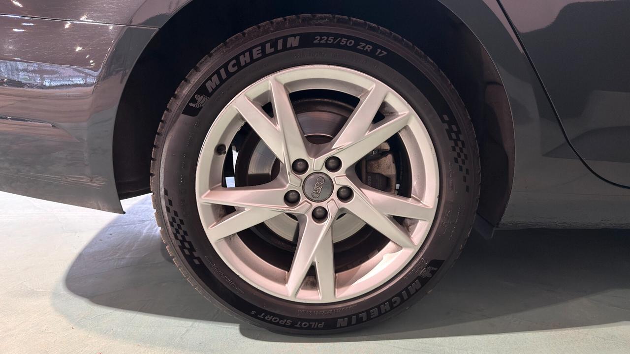 Audi A4 Avant 2.0 TDI 150 CV S tronic Sport