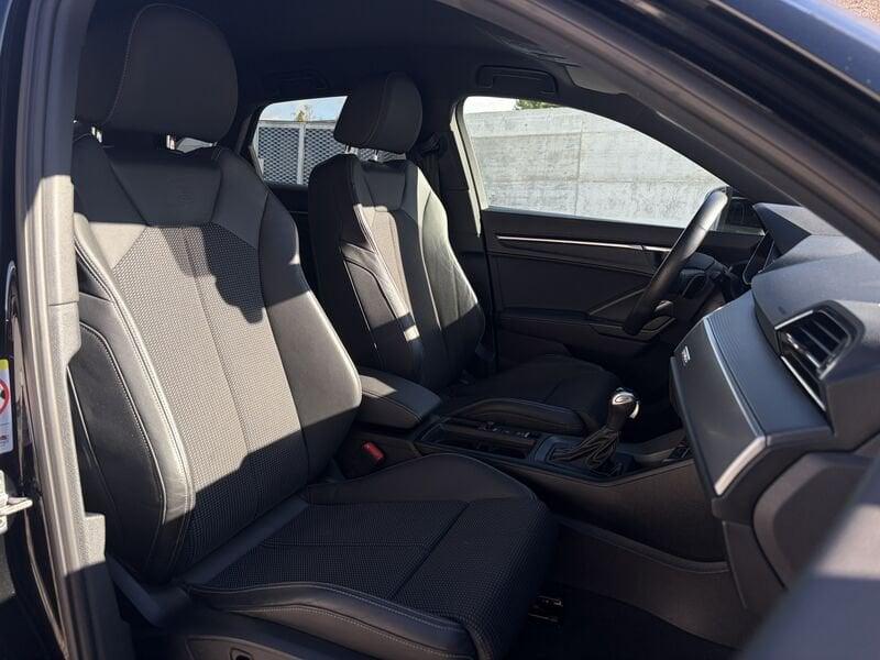 Audi Q3 SPB S Line interno ed esterno 2.0 TDI 150CV S-Tronic quattro 35