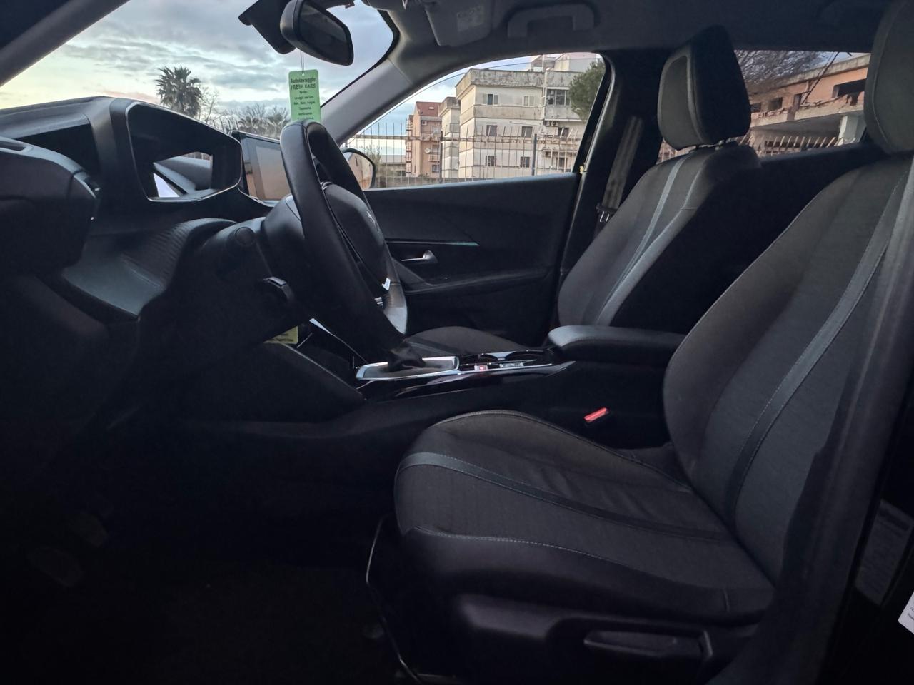 Peugeot 2008 BlueHDi 110 S&S Allure Pack