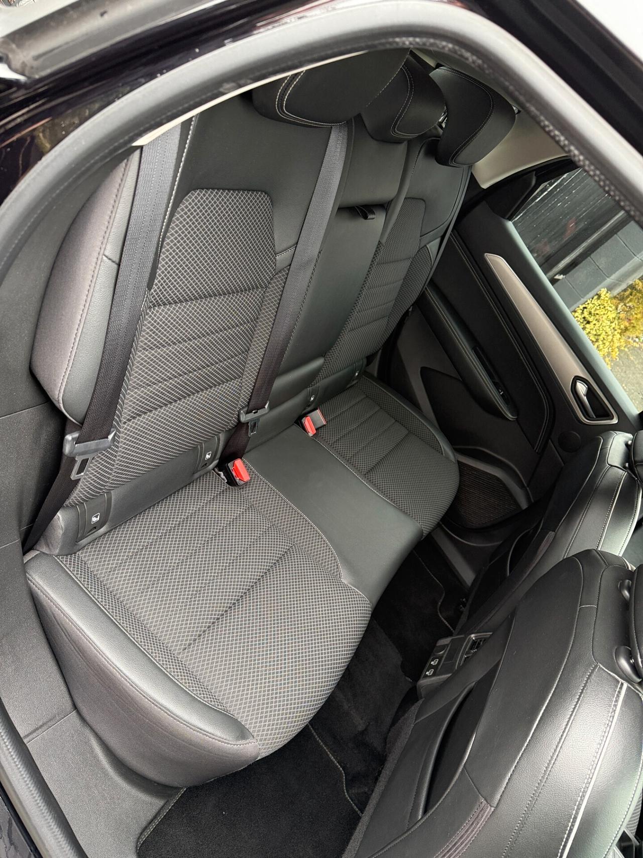 Renault Arkana Hybrid E-TECH 145 CV Intens