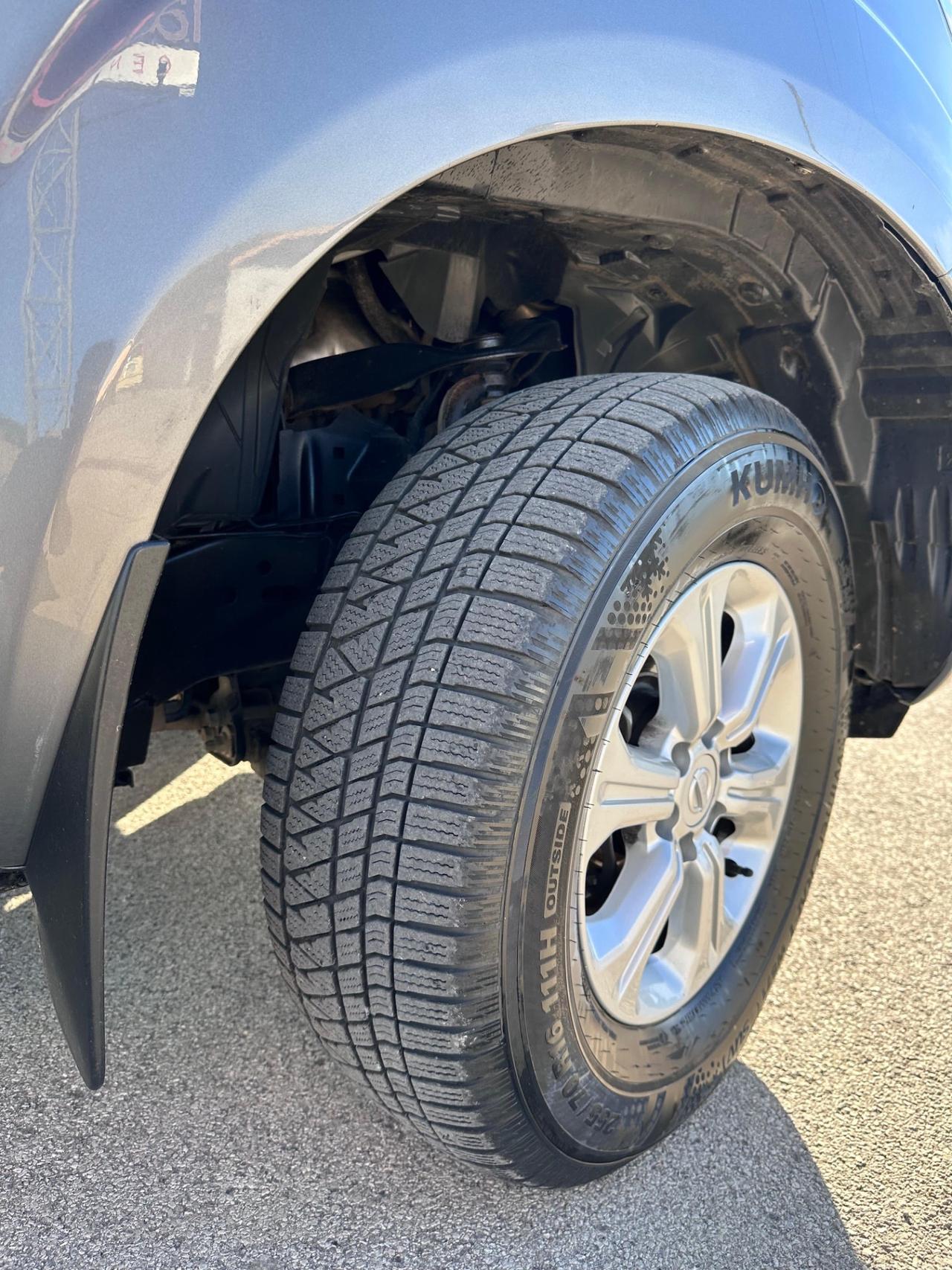 Nissan Navara 2.3 dCi 4WD King Cab Acenta