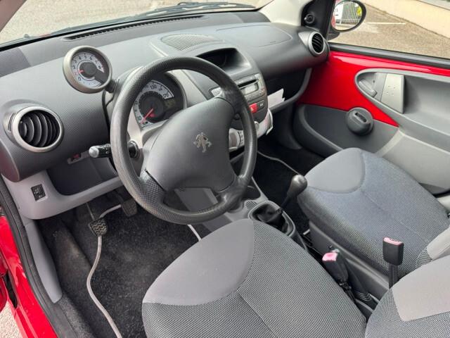 Peugeot 107 1.0 68CV 5p. Plaisir