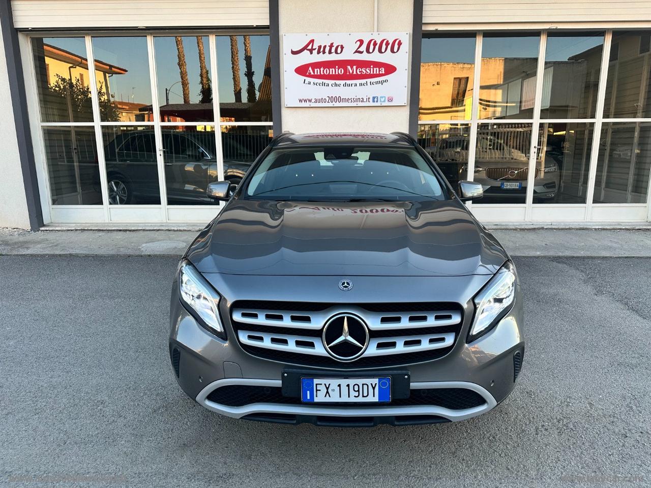 MERCEDES-BENZ GLA 200 d Automatic Business Extra