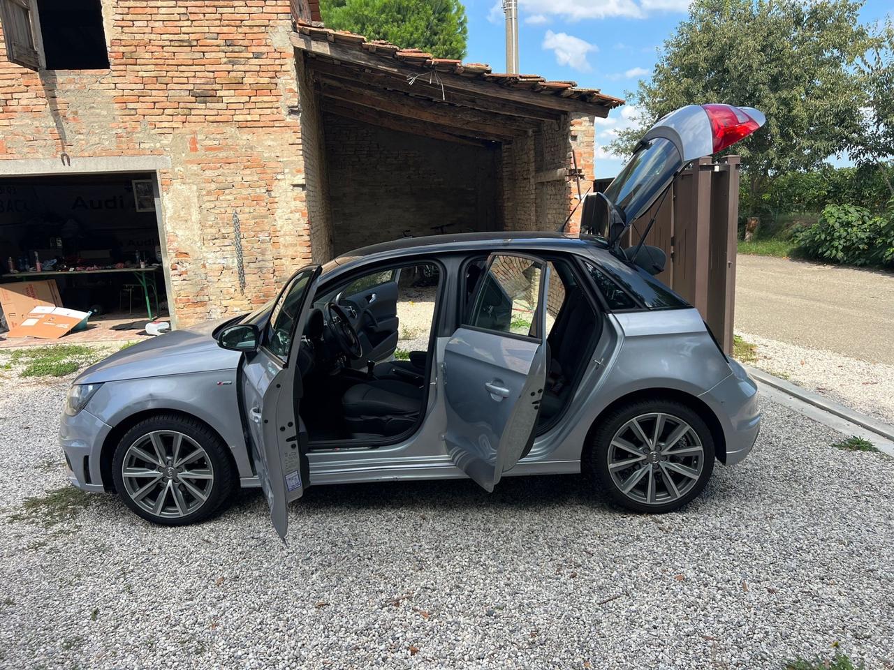 Audi A1 SPB 1.6 TDI S line edition plus