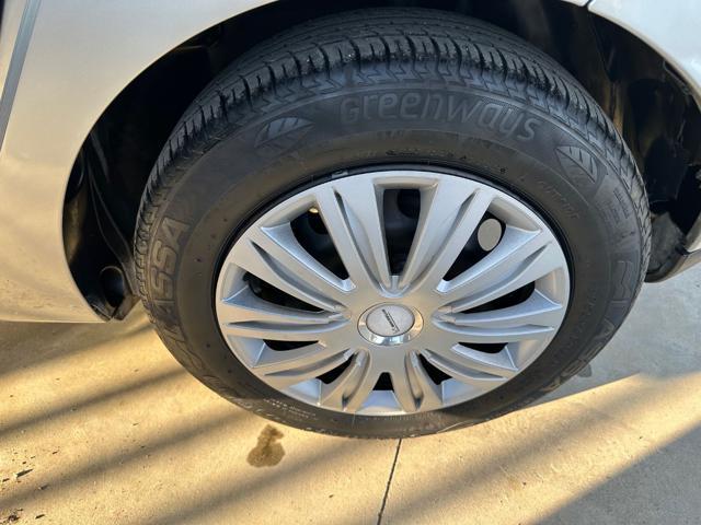 RENAULT Clio 1.2 75CV GPL 5 porte Wave