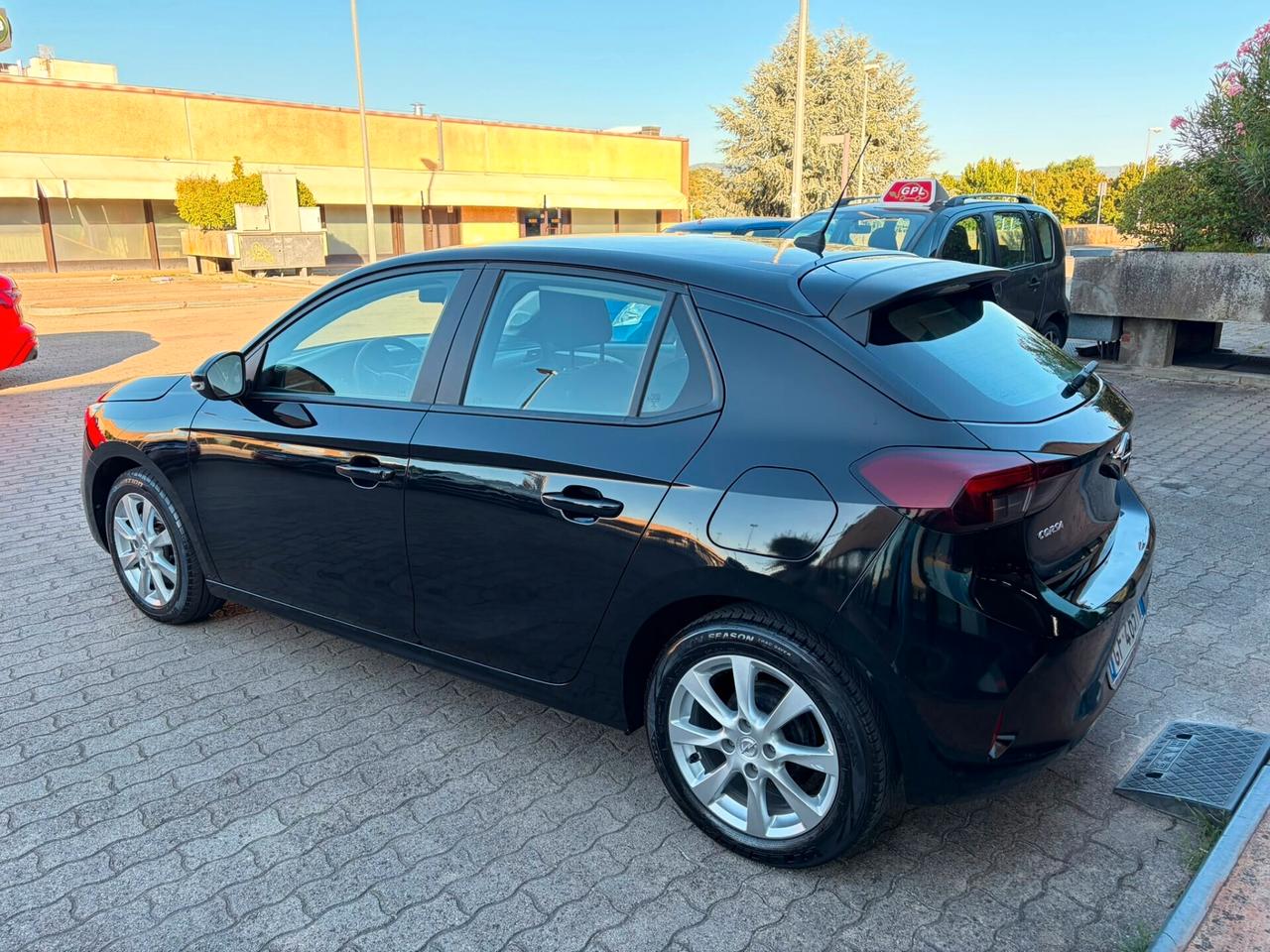 Opel Corsa 1.2 Blitz Edition