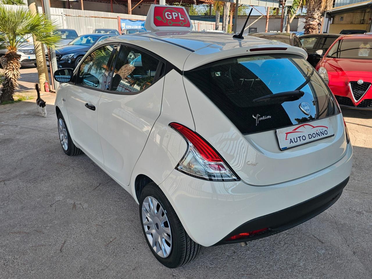 Lancia Ypsilon 1.2 GPL Ecochic Elefantino Blu 5P